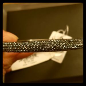 Nina hinged bangle "Montana" 7mm 1/2 pave bracelet